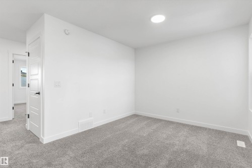 8608 183 Avenue, Edmonton, AB - Indoor Photo Showing Other Room