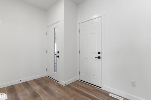 8608 183 Avenue, Edmonton, AB - Indoor Photo Showing Other Room