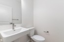 8536 183 Avenue, Edmonton, AB  - Indoor Photo Showing Bathroom 