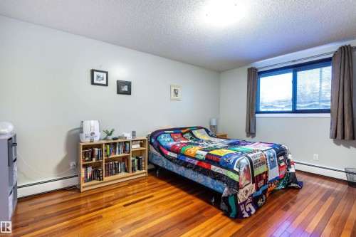 201 10720 84 Avenue, Edmonton, AB - Indoor Photo Showing Bedroom