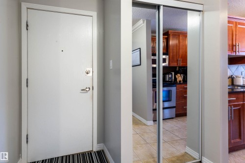 201 10720 84 Avenue, Edmonton, AB - Indoor Photo Showing Other Room