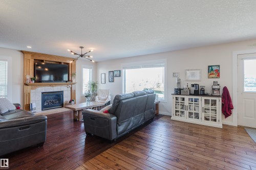 16620 81 Street, Edmonton, AB - Indoor Photo Showing Living Room With Fireplace
