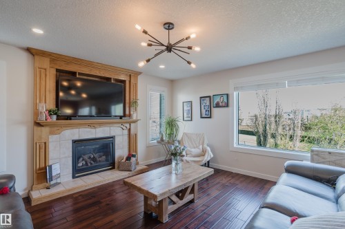 16620 81 Street, Edmonton, AB - Indoor Photo Showing Living Room With Fireplace