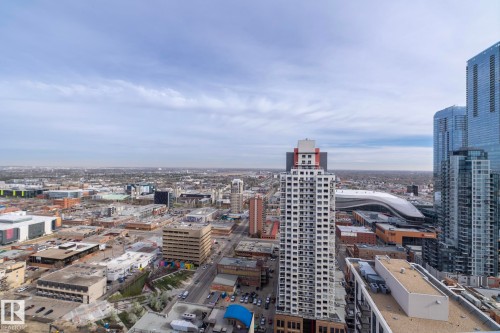 Expansive urban landscape featuring a mix of high-rise and mid-rise buildings - 3104 10152 104 Street, Edmonton, AB - Outdoor With View