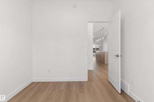 20703 43 Avenue, Edmonton, AB - Indoor Photo Showing Other Room