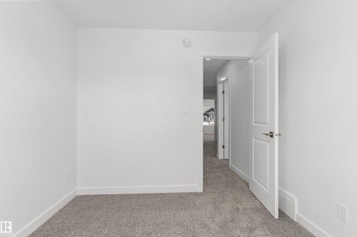 20703 43 Avenue, Edmonton, AB - Indoor Photo Showing Other Room