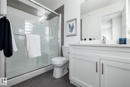 5 Worwyck Common, Spruce Grove, AB - Indoor Photo Showing Bathroom