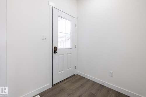 5 Worwyck Common, Spruce Grove, AB - Indoor Photo Showing Other Room