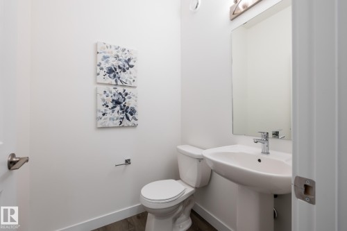 5 Worwyck Common, Spruce Grove, AB - Indoor Photo Showing Bathroom