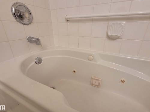 408 10610 76 Street, Edmonton, AB - Indoor Photo Showing Bathroom