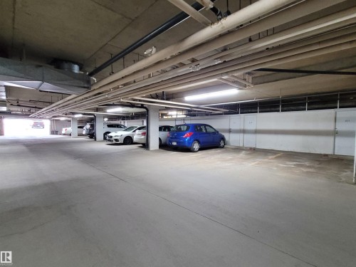 408 10610 76 Street, Edmonton, AB - Indoor Photo Showing Garage