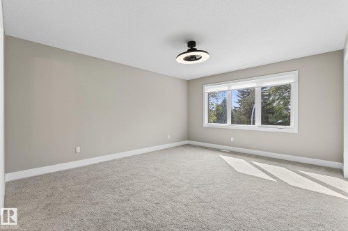 10906 54 Avenue, Edmonton, AB - Indoor Photo Showing Other Room