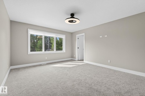 10906 54 Avenue, Edmonton, AB - Indoor Photo Showing Other Room