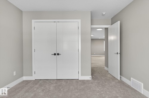 10906 54 Avenue, Edmonton, AB - Indoor Photo Showing Other Room