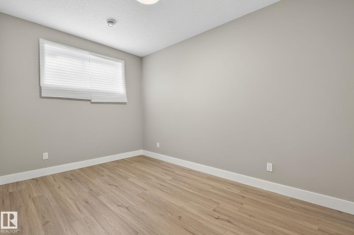 10906 54 Avenue, Edmonton, AB - Indoor Photo Showing Other Room