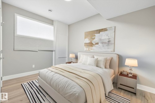 10906 54 Avenue, Edmonton, AB - Indoor Photo Showing Bedroom