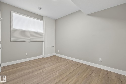 10906 54 Avenue, Edmonton, AB - Indoor Photo Showing Other Room