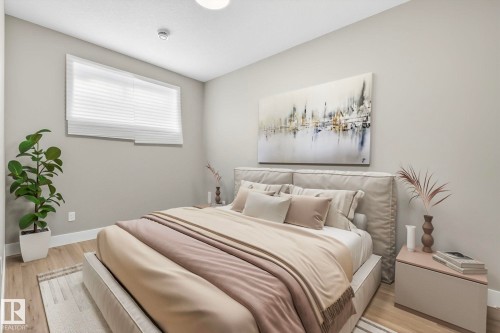 10906 54 Avenue, Edmonton, AB - Indoor Photo Showing Bedroom