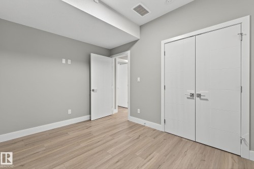10906 54 Avenue, Edmonton, AB - Indoor Photo Showing Other Room