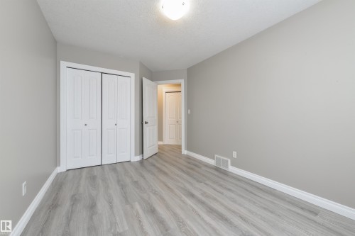 68 Meridian Loop, Stony Plain, AB - Indoor Photo Showing Other Room