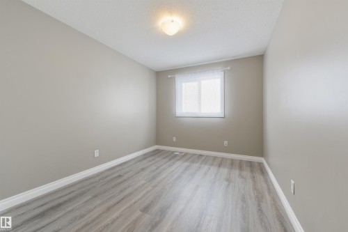 68 Meridian Loop, Stony Plain, AB - Indoor Photo Showing Other Room