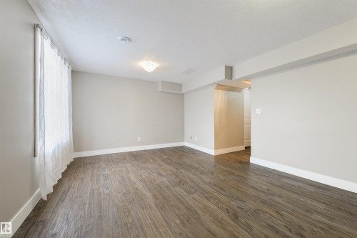 68 Meridian Loop, Stony Plain, AB - Indoor Photo Showing Other Room