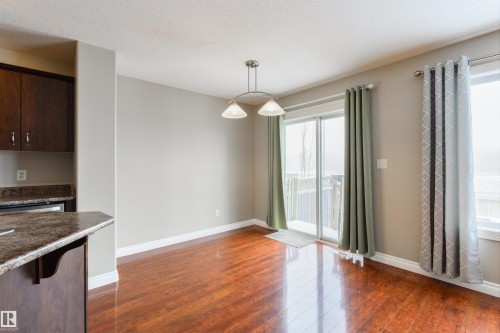 68 Meridian Loop, Stony Plain, AB - Indoor Photo Showing Kitchen