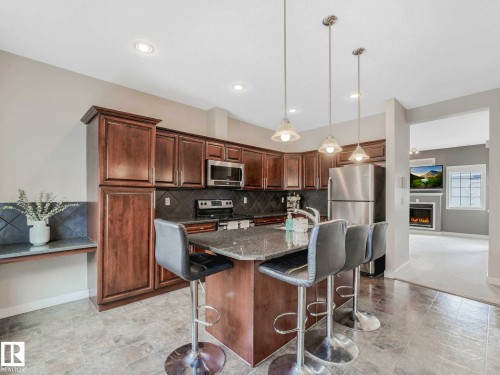 37 13825 155 Avenue, Edmonton, AB - Indoor Photo Showing Kitchen With Stainless Steel Kitchen