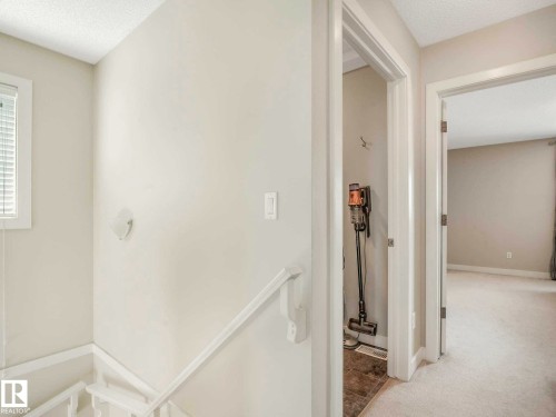 37 13825 155 Avenue, Edmonton, AB - Indoor Photo Showing Other Room