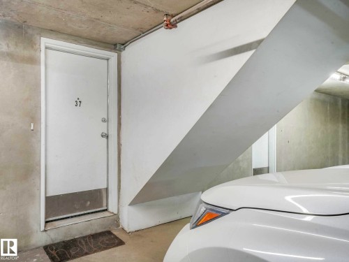 37 13825 155 Avenue, Edmonton, AB - Indoor
