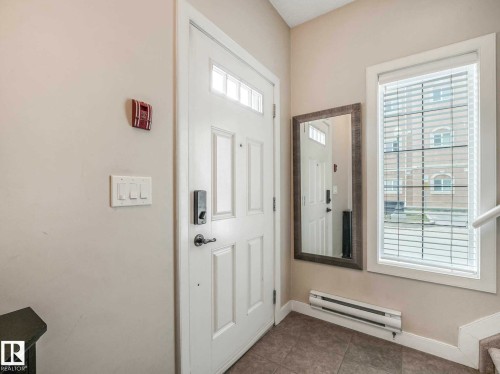 37 13825 155 Avenue, Edmonton, AB - Indoor Photo Showing Other Room