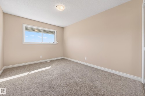 13916 61 Street Nw, Edmonton, AB - Indoor Photo Showing Other Room