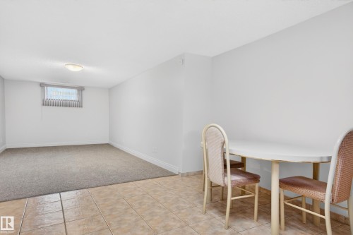 13916 61 Street Nw, Edmonton, AB - Indoor