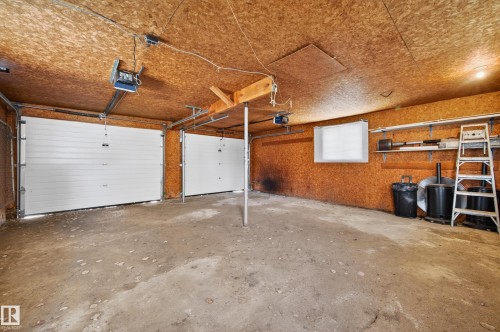 13916 61 Street Nw, Edmonton, AB - Indoor Photo Showing Garage