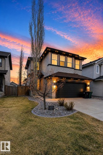 221 HENDERSON Link  Spruce Grove, AB T7X 0C5