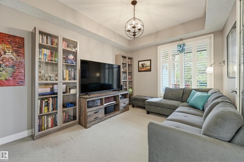 201 9811 96A Street, Edmonton, AB - Indoor Photo Showing Living Room