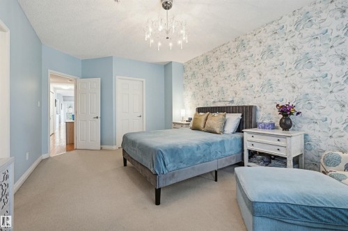201 9811 96A Street, Edmonton, AB - Indoor Photo Showing Bedroom