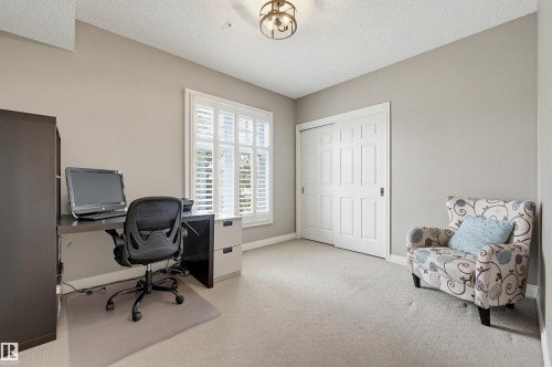 201 9811 96A Street, Edmonton, AB - Indoor