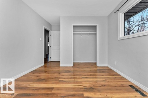 4303 104A Avenue, Edmonton, AB - Indoor Photo Showing Other Room