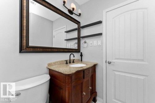 4303 104A Avenue, Edmonton, AB - Indoor Photo Showing Bathroom