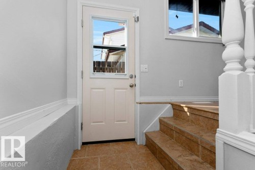 4303 104A Avenue, Edmonton, AB - Indoor Photo Showing Other Room