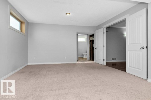 4303 104A Avenue, Edmonton, AB - Indoor Photo Showing Other Room