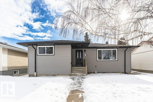 4303 104A Avenue, Edmonton, AB - Outdoor