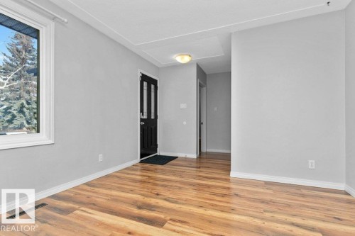 4303 104A Avenue, Edmonton, AB - Indoor Photo Showing Other Room