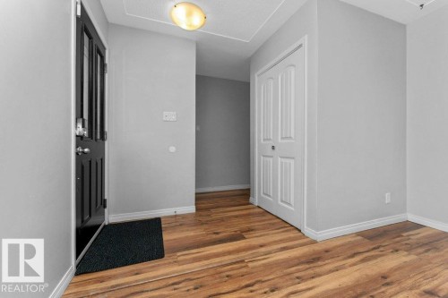 4303 104A Avenue, Edmonton, AB - Indoor Photo Showing Other Room