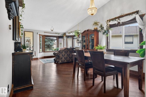 3332 44B Avenue, Edmonton, AB - Indoor Photo Showing Dining Room