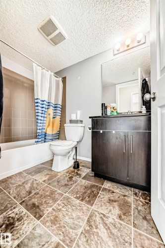 302 530 Watt Boulevard Sw, Edmonton, AB - Indoor Photo Showing Bathroom