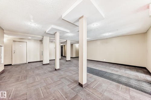 302 530 Watt Boulevard Sw, Edmonton, AB - Indoor Photo Showing Other Room