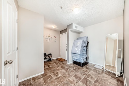 302 530 Watt Boulevard Sw, Edmonton, AB - Indoor Photo Showing Other Room