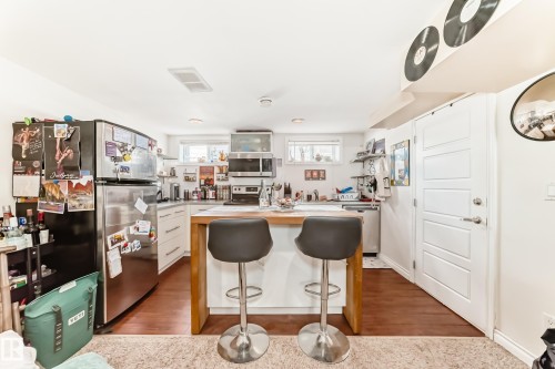 11243 127 Street, Edmonton, AB - Indoor